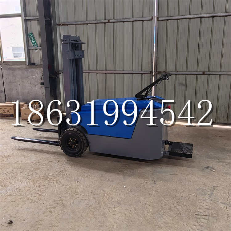 图们市全电动叉车插腿式堆高车液压装卸车1.5吨升高小型站驾式铲车